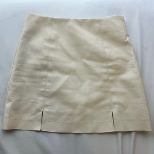 ⚡️WHITE LEATHER SKIRT⚡️